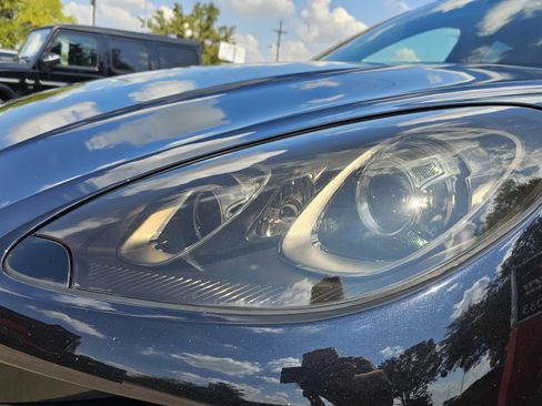 Used 2016 Porsche Macan Turbo w/ Premium Package Plus image 12