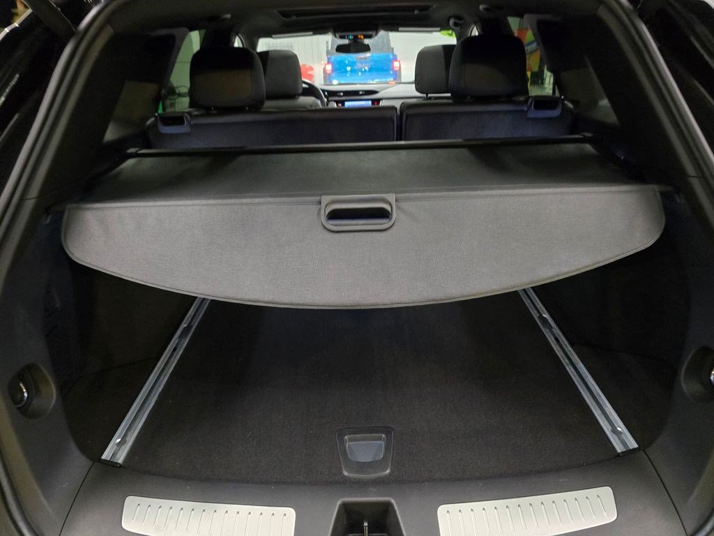 Used 2024 Cadillac XT5 Premium Luxury FWD image 39