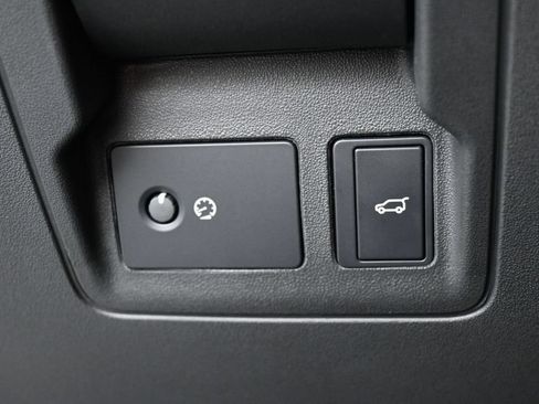 Used 2023 Land Rover Range Rover Velar R-Dynamic S AWD/4WD image 21