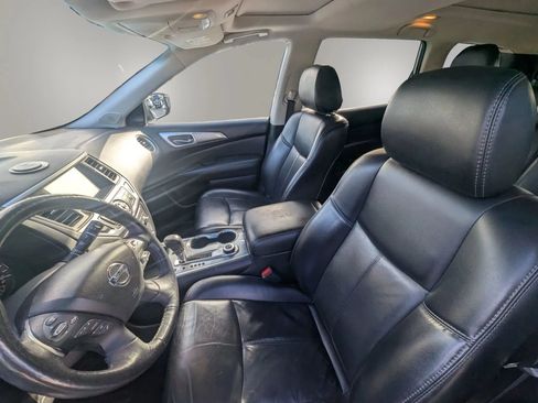 Used 2018 Nissan Pathfinder SL w/ SL Premium Package AWD/4WD image 9