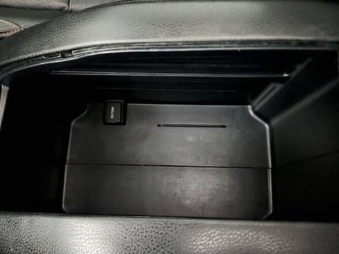 Used 2015 Toyota Highlander Limited Platinum FWD image 74