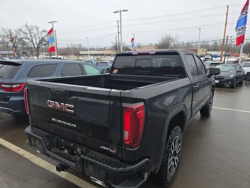 Used 2022 GMC Sierra 1500 AT4 w/ AT4 Preferred Package image 10