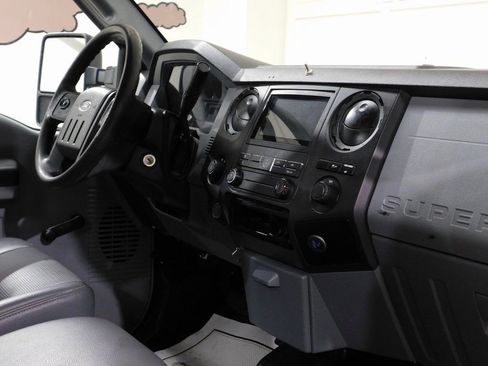 Used 2015 Ford F250 XL RWD image 76