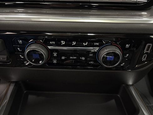 New 2026 Chevrolet Silverado 1500 High Country AWD/4WD image 22