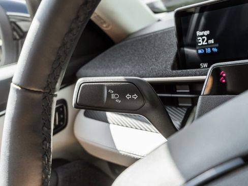 Used 2023 Ford Mustang Mach-E Premium image 27