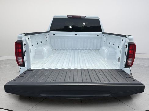 Used 2023 GMC Sierra 1500 Elevation image 18