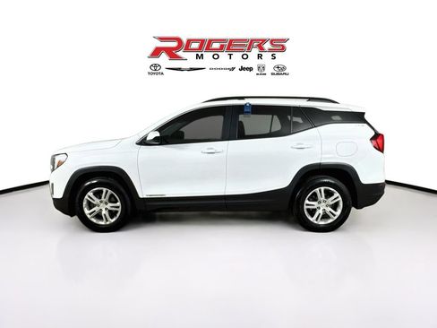 Used 2021 GMC Terrain SLE w/ Driver Convenience Package AWD/4WD image 4