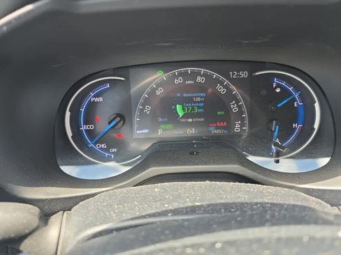 Used 2023 Toyota RAV4 SE w/ SE Grade Weather Package AWD/4WD image 12