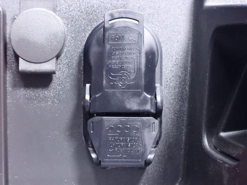 Used 2024 Ford F150 XLT w/ Mobile Office Package image 37