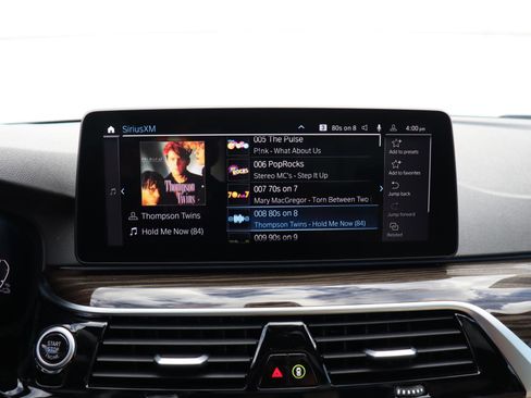 Certified 2023 BMW 530e w/ Convenience Package image 18