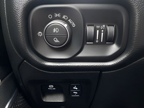 Used 2022 RAM 1500 Laramie image 16