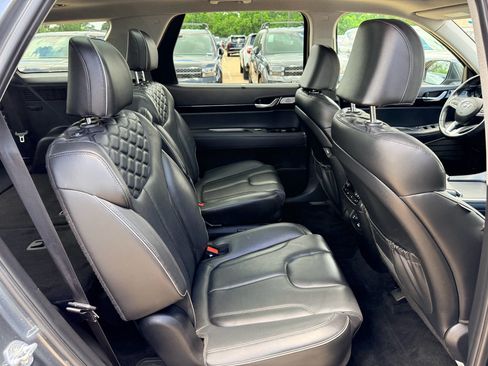 Used 2022 Hyundai Palisade Limited AWD/4WD image 16