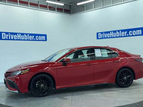 Used 2024 Toyota Camry XSE image 7