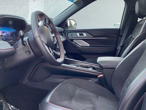 Certified 2025 Ford Explorer ST image 11