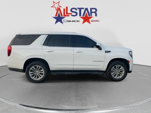 Used 2024 GMC Yukon SLE w/ Gmc Pro Safety Plus Package AWD/4WD image 8