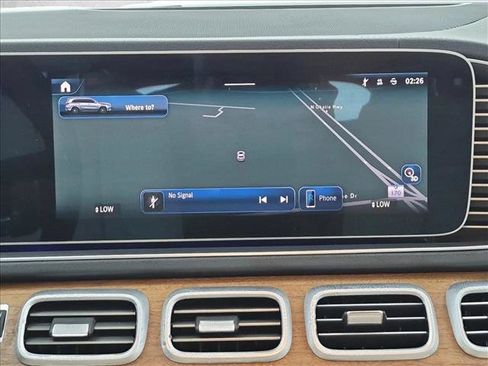 Used 2025 Mercedes-Benz GLS 450 4MATIC image 13