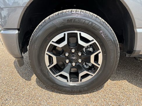 Certified 2023 Ford F150 Lightning XLT AWD/4WD image 8
