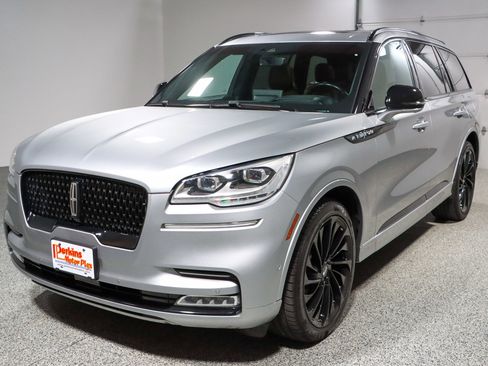 Used 2023 Lincoln Aviator Reserve w/ Equipment Group 201A AWD/4WD image 35