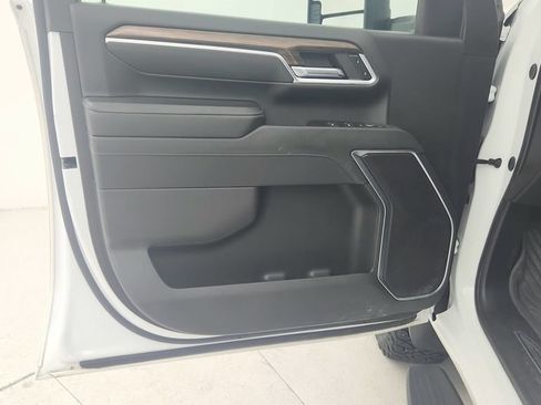 Certified 2024 Chevrolet Silverado 2500 LT AWD/4WD image 24