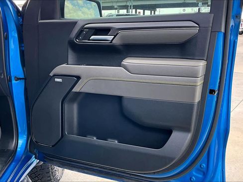 Used 2022 Chevrolet Silverado 1500 ZR2 w/ Technology Package image 23