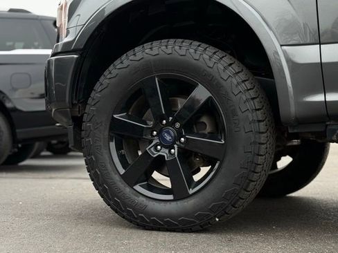 Used 2019 Ford F150 XLT w/ Equipment Group 302A Luxury image 40