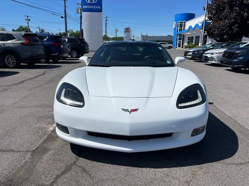 Used 2008 Chevrolet Corvette Coupe w/ Preferred Equipment Group RWD image 8
