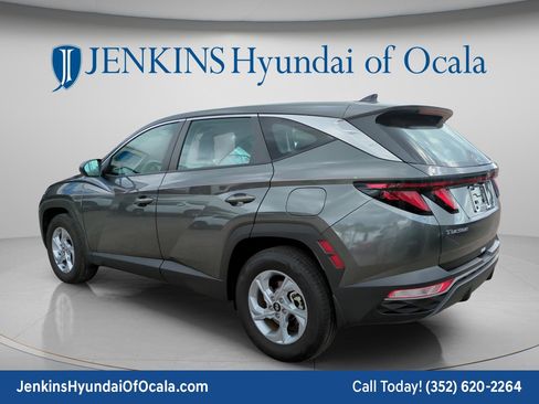 Certified 2023 Hyundai Tucson SE image 5