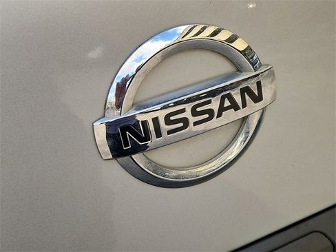 Used 2015 Nissan Xterra S image 26