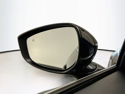 Used 2024 MAZDA CX-30 AWD 2.5 S w/ Preferred Package image 16