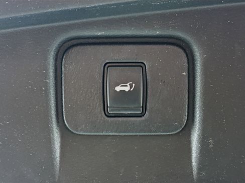 Used 2018 Nissan Murano SL w/ Midnight Edition Package FWD image 30