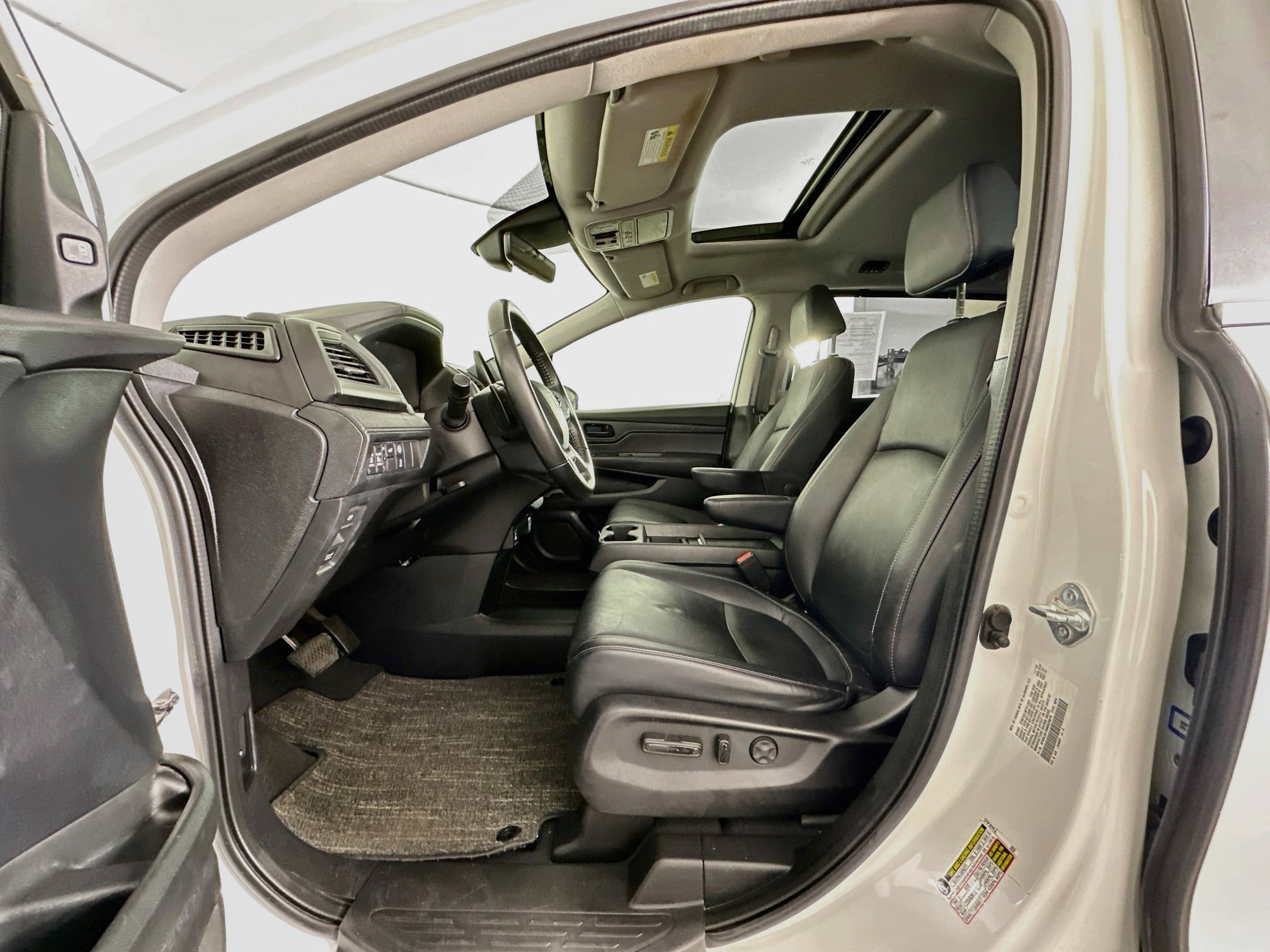 Used 2021 Honda Odyssey EX-L image 13