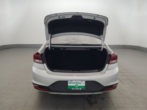 Used 2020 Hyundai Elantra SE w/ Cargo Package (C1) FWD image 29