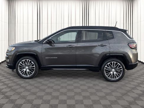 Used 2023 Jeep Compass Limited w/ Elite Group AWD/4WD image 7