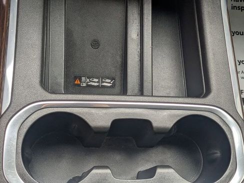 Used 2021 Chevrolet Silverado 1500 High Country w/ Technology Package image 21