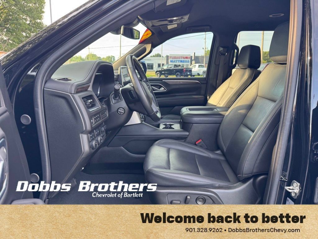 Used 2023 Chevrolet Tahoe Z71 w/ Luxury Package AWD/4WD image 12