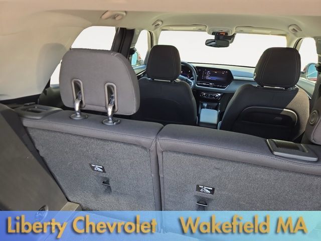 Used 2025 Chevrolet TrailBlazer LT w/ Convenience Package AWD/4WD image 16