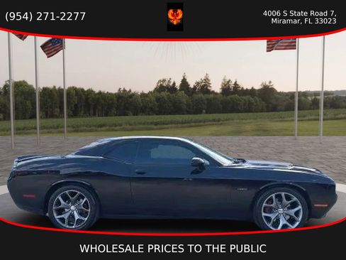 Used 2015 Dodge Challenger R/T w/ Quick Order Package 28B R/T image 6