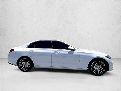 Used 2023 Mercedes-Benz C 300 Sedan image 5