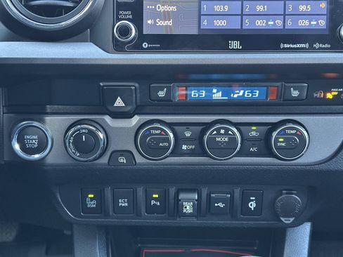 Used 2021 Toyota Tacoma TRD Pro AWD/4WD image 37