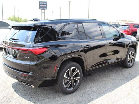 New 2026 Buick Enclave Sport Touring image 5