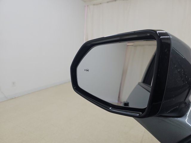 Used 2024 Chevrolet Blazer LT w/ Convenience Package FWD image 11
