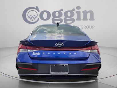 Used 2025 Hyundai Elantra SEL