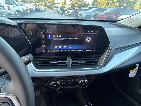 New 2026 Chevrolet Trax LT w/ Driver Confidence Package FWD image 26