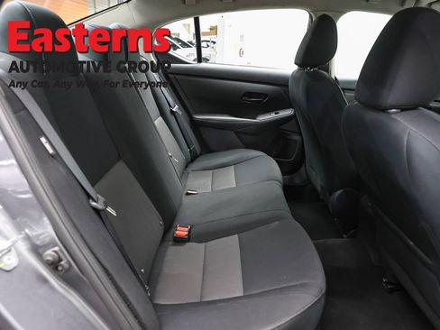 Used 2024 Nissan Sentra SV FWD image 23