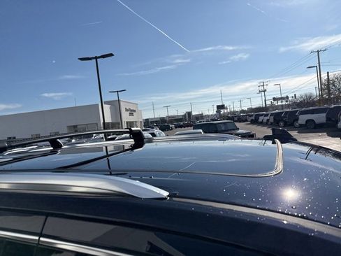 Used 2022 GMC Yukon Denali image 12