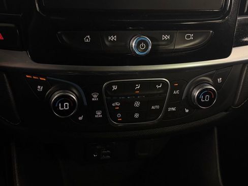 Used 2020 Chevrolet Traverse Premier w/ Redline Edition FWD image 19