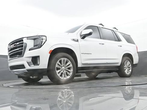 Used 2023 GMC Yukon SLT w/ SLT Premium Package RWD image 12