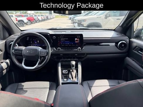 Used 2023 Chevrolet Colorado Z71 w/ Z71 Convenience Package 2 AWD/4WD image 7