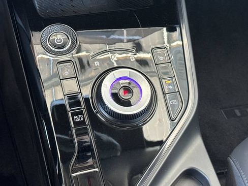 Certified 2024 Kia Niro Wind FWD image 29