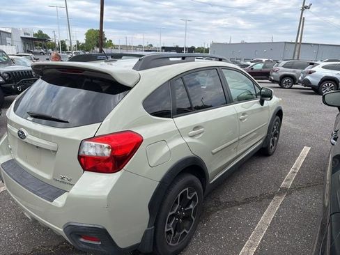 Used 2014 Subaru Crosstrek 2.0i Limited AWD/4WD image 4